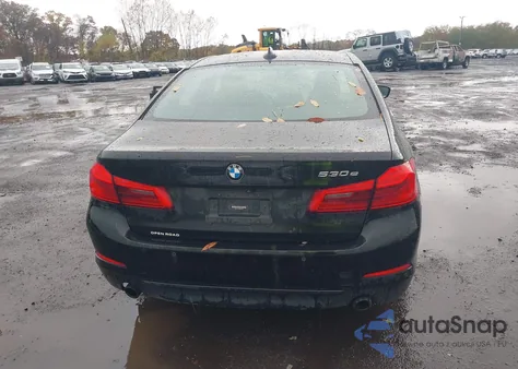 2019 BMW 530E xDrive Iperformance z USA, uszkodzony, nr VIN WBAJB1C52KB375954